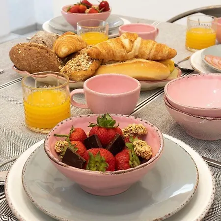 Alfama Street View Appartamento Lisbona