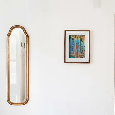 Alfama Street View Lisbona