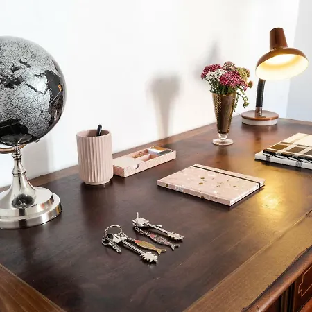 Alfama Street View Appartamento Lisbona