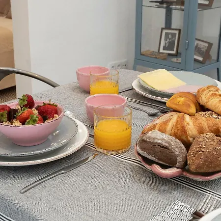 Апартаменты Alfama Street View *