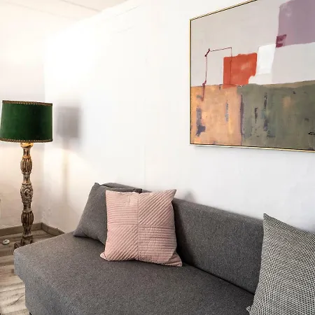 Alfama Street View Апартаменты Лиссабон