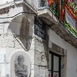 Alfama Street View Apartament *